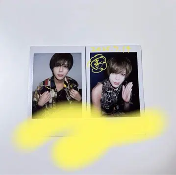 0.1g의 오산 마사시 폴라로이드