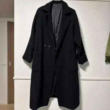 Lui's 멜톤 오버코트