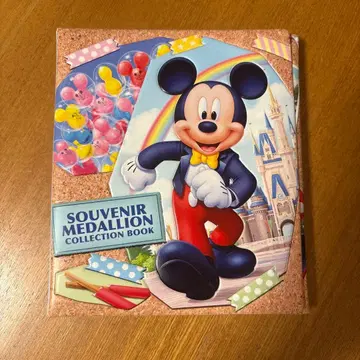 도쿄 디즈니 리조트 수베니어 메달 컬렉션 북 (메달 포함)