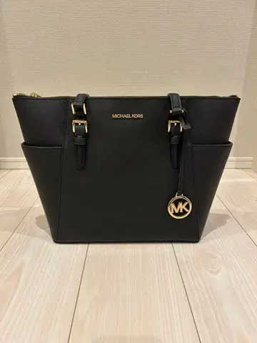 MICHAEL KORS 블랙 토트백