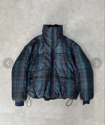 체크 무늬 다운 자켓