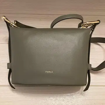 [미사용 새상품] FURLA 숄더백