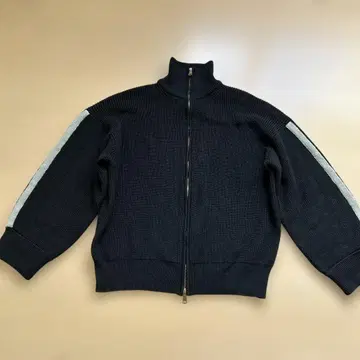 시키 토쿄 더블 지퍼 스웨터