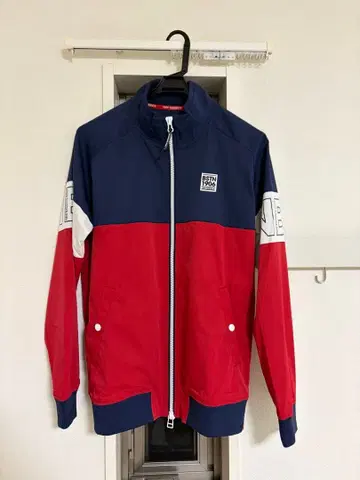 골프 New Balance 자켓 네이비/레드 사이즈 6