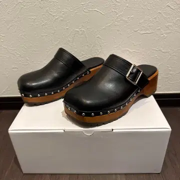 MOUSSY 스터드 우드 밑창 사보 샌들 블랙 S 사이즈