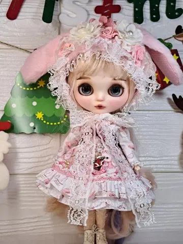 토끼 귀가 달린 드레스