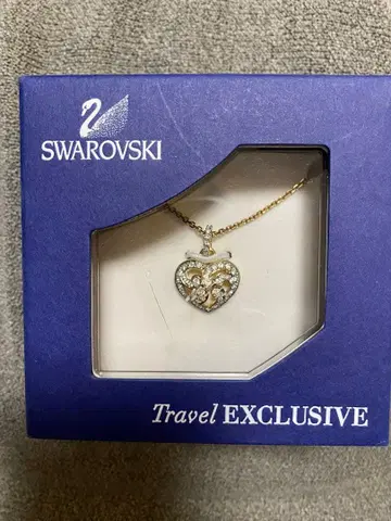 Swarovski 하트 모양 목걸이