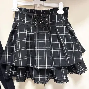 MARS 프론트 스핀들 치마바지 스커트 블랙 화이트