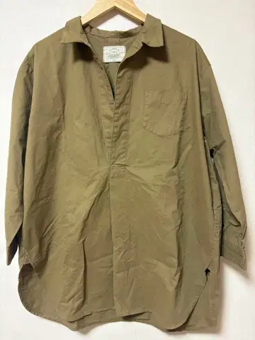 Ungrid 카키 긴팔 셔츠