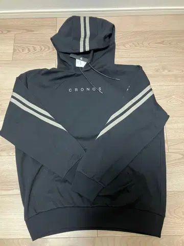 크로노스 CRONOS TWIN STRIPE HOODIE M 사이즈