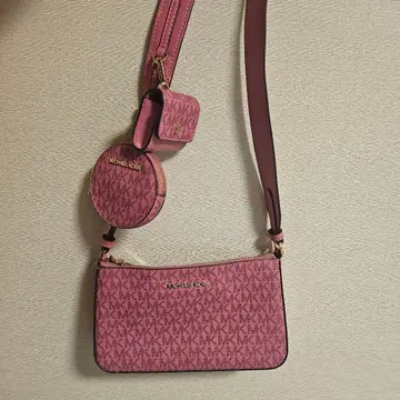 MICHAEL KORS 핑크 숄더백
