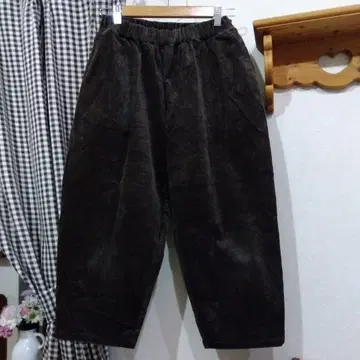오로네 다크 브라운 코듀로이 캐주얼 팬츠