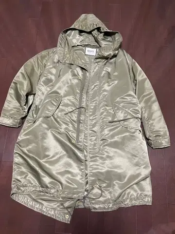 올리브 그린 모즈 코트 후드 부착