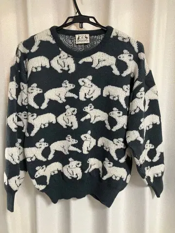 HYSPORT 울 스웨터 사이즈 18 네이비