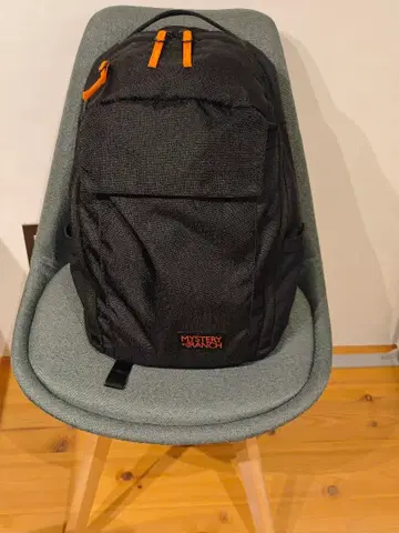 디스트릭트 18 블랙 미스터리 랜치 블랙