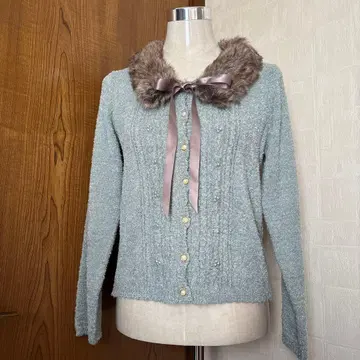 퍼 카라 부착 그레이 긴팔 가디건