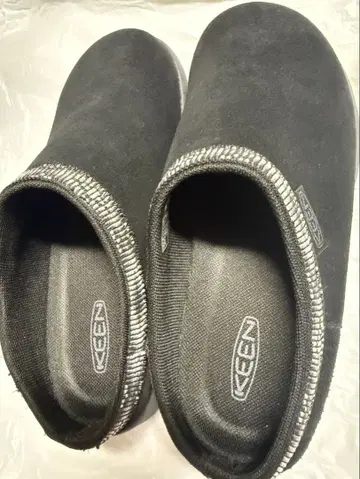 KEEN 새상품급 블랙 통굽 클로그 샌들 슬립온 23.5