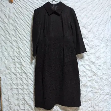 블랙 무릎 기장 원피스 긴팔