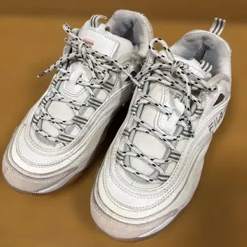 FILA 화이트 스니커즈 24cm