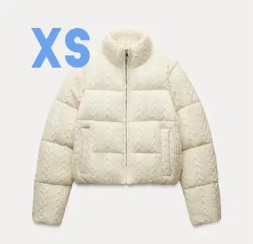 ZARA 도트 무늬 퀼팅 아노락 다운 화이트 XS 가격표 택 포함
