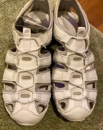 스케쳐스 스포츠 샌들 24cm 미사용품