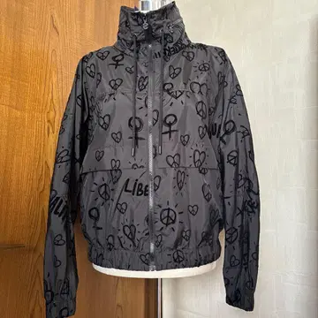 하트와 평화의 심볼 프린트 자켓