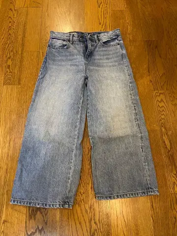 바나나 리퍼블릭 와이드 레그 진 라이트 블루 짧은 기장