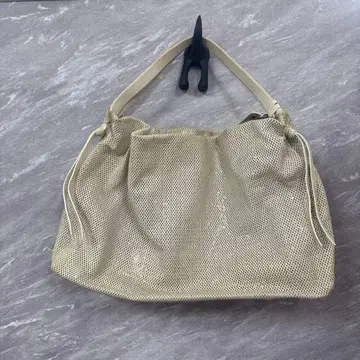 카스테라리 메쉬 숄더백