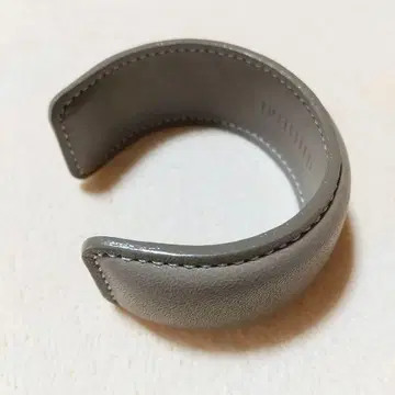 untitled 가죽 반지 뱅글 베이지