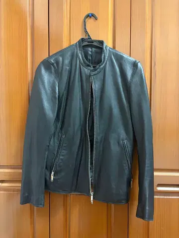 블랙 가죽 싱글 라이더 자켓