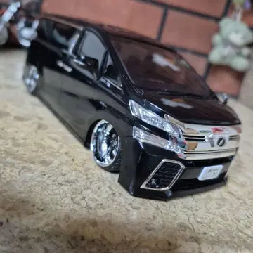 완성품 프라모델