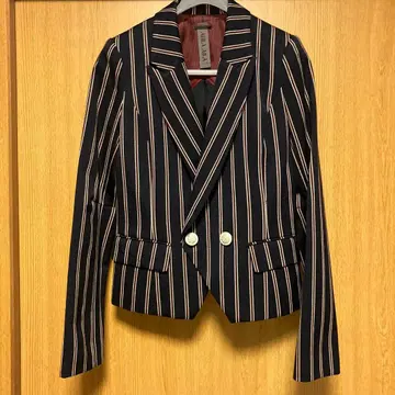 AULA AILA 자켓 사이즈 0