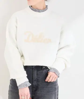 새상품 B.C STOCK 사가 로고 니트 화이트