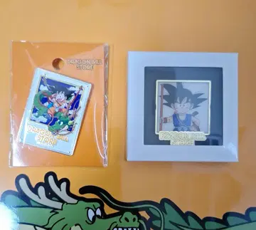 [ 한정판 새상품 ] 드래곤볼 스토어 핀 배지 손오공