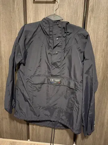[ 즉시 구매 가능 ] UNDER ARMOUR 나일론 자켓 S 사이즈