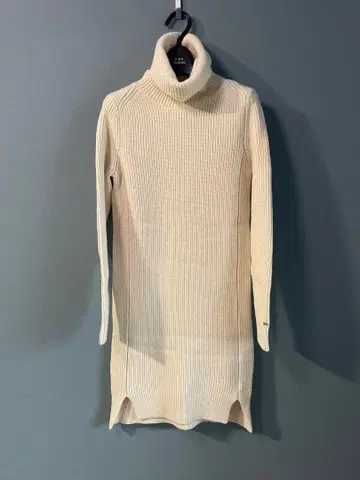 TOMMY HILFIGER / 터틀넥 니트 원피스