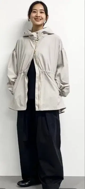 밴야드 스톰 볼륨 슬리브 블루종 S 에크루