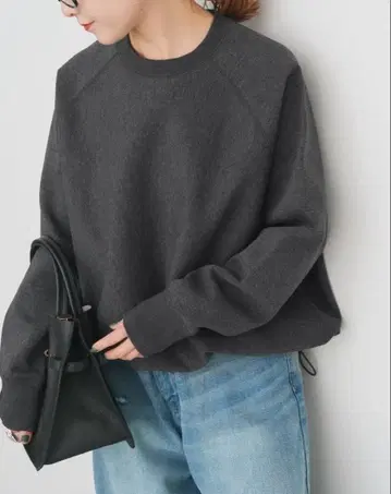 스픽 앤 스팬 종이상자 헴 개더 풀오버