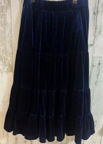 BEAMS BOY 네이비 플레어 스커트