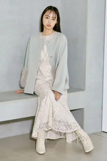 [ JILL by JILL STUART ] 포켓 인조 모피 노카라 코트