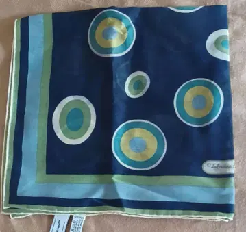 [배송비 포함 익명 배송] 페라가모 미니 스카프