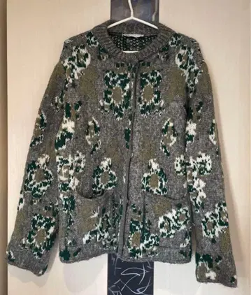 ZARA 꽃무늬 가디건 L 사이즈