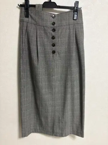 그레이 계열 체크 무늬 서스펜더 타이트 스커트