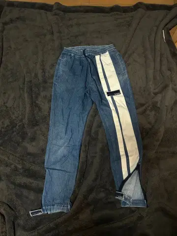 X-GIRL 사이드 스트라이프 데님 팬츠