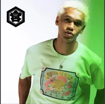 TUITATI 사쿠 금궁 키미야 콜라보 티셔츠