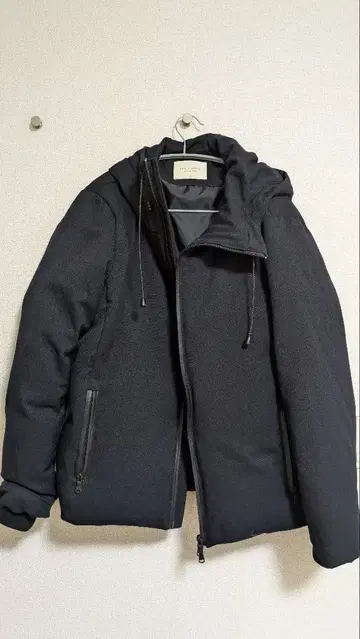 PUBLIC TOKYO 블랙 다운 자켓 사이즈 02