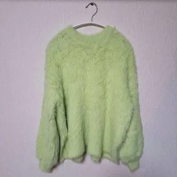Mila Owen 연한 녹색 퍼 긴팔 스웨터