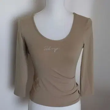 Shoop 슈프 뒤가 귀여운 티셔츠