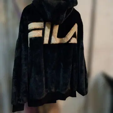 새상품급 FILA 후드 부착 블루종