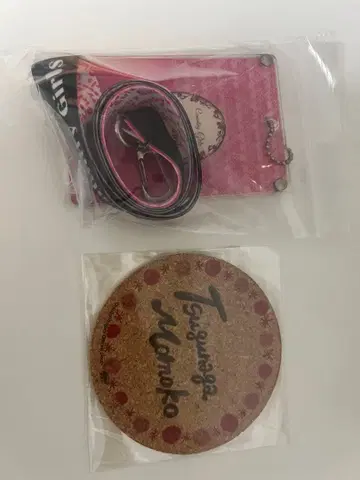 츠구나가 모모코 컨트리 걸즈 패스 케이스 코스터